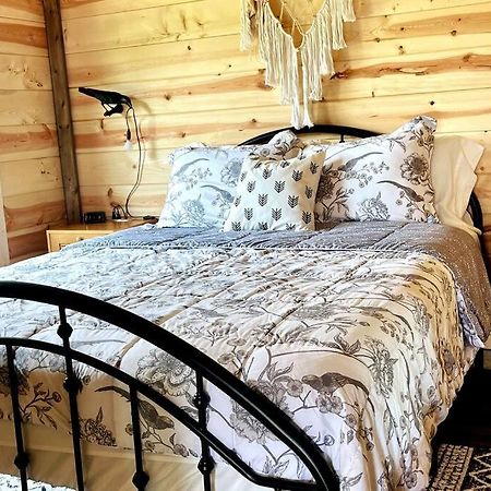 #4 Kentucky Bourbon Trail Bourbon Barrel Cottages Lawrenceburg Extérieur photo