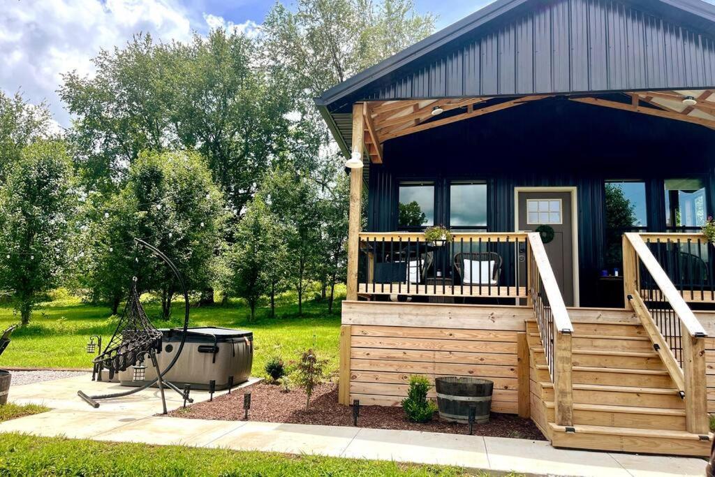 #4 Kentucky Bourbon Trail Bourbon Barrel Cottages Lawrenceburg Extérieur photo