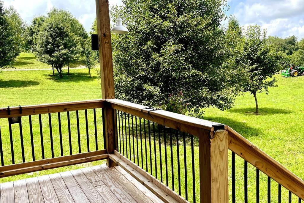 #4 Kentucky Bourbon Trail Bourbon Barrel Cottages Lawrenceburg Extérieur photo